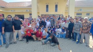 Pilkades Cibarusah Kota: Supardi Daftar Pertama, Panitia Tegaskan Netralitas di Tengah Ketegangan Kecil