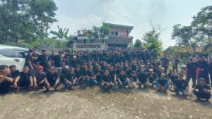 Gelombang Hitam Iringi Saep Karwita Daftar Pilkades Ridomanah, Total Kandidat Jadi 4