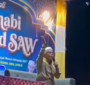 RANGKAIAN PERINGATAN HARI BESAR ISLAM MERIAH DIGELAR DI KAMPUNG KARANG SARI, KIYAI ANGLING DARMA HADIR MEMBEKAS IMAN.