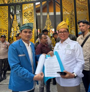 PEKANBARU TERBALUT ASAP BERBAHAYA! PM2.5 CAPAI 298,7 µg/m³ — PMII TEGAS: PEMERINTAH HARUS TINDAK HULU HINGGA HILIR, BUKAN SEKADAR IMBALAN!