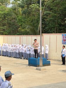 LAPORAN KEGIATAN UPACARA BENDERA & PENGUKUHAN KETUA OSIS SMK NEGERI 4 PANDEGLANG